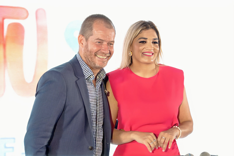 Don Esteban — Las Aventuras presentación oficial